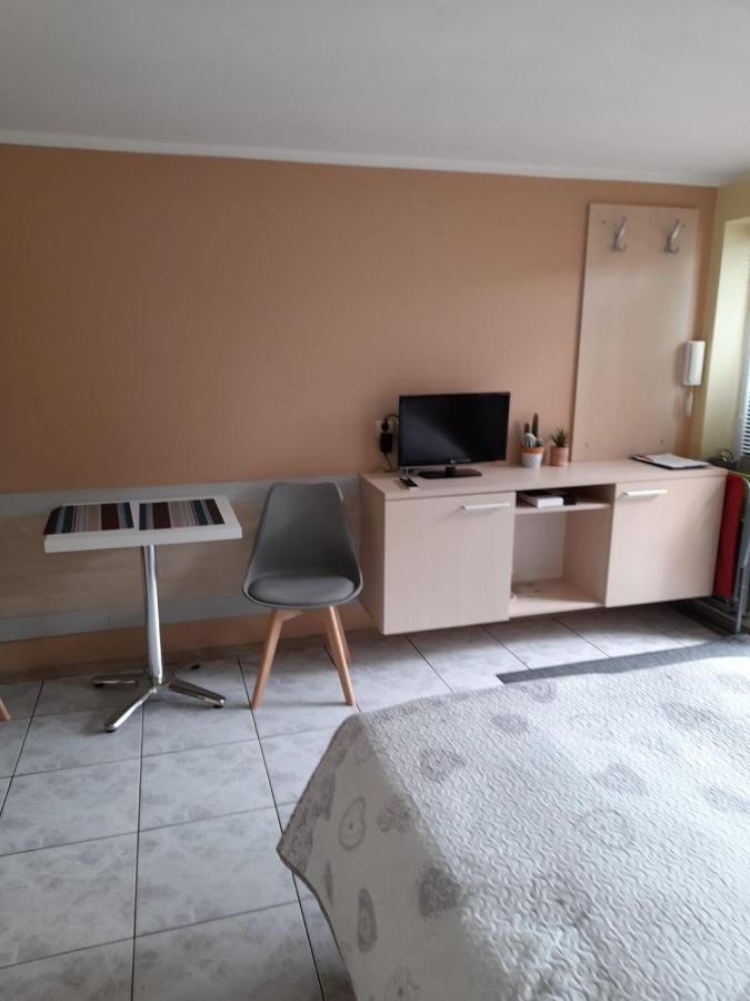Apartament Jednosci Narodowej Kołobrzeg Exterior foto